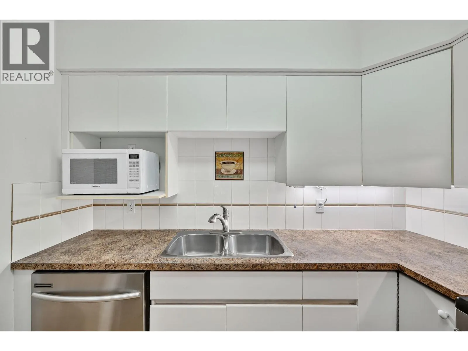 2350 Stillingfleet Road Unit# 102