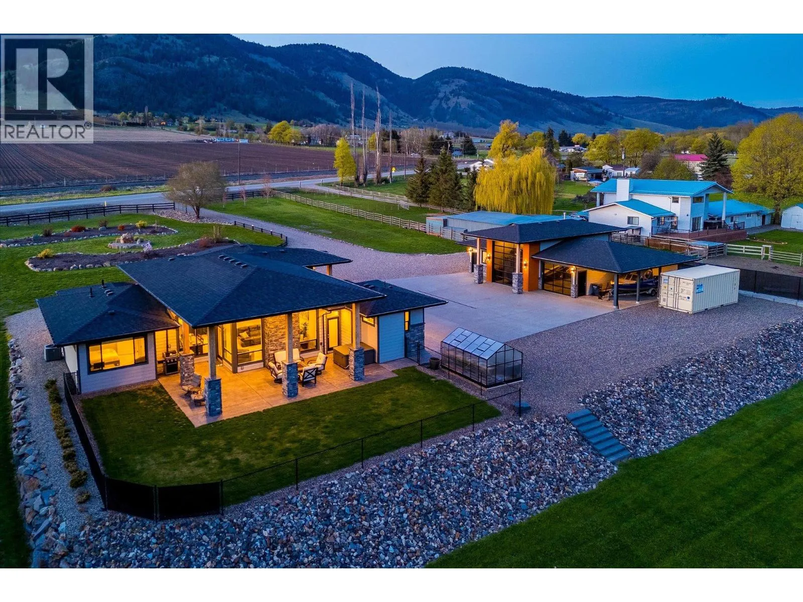 7260 Highway 6