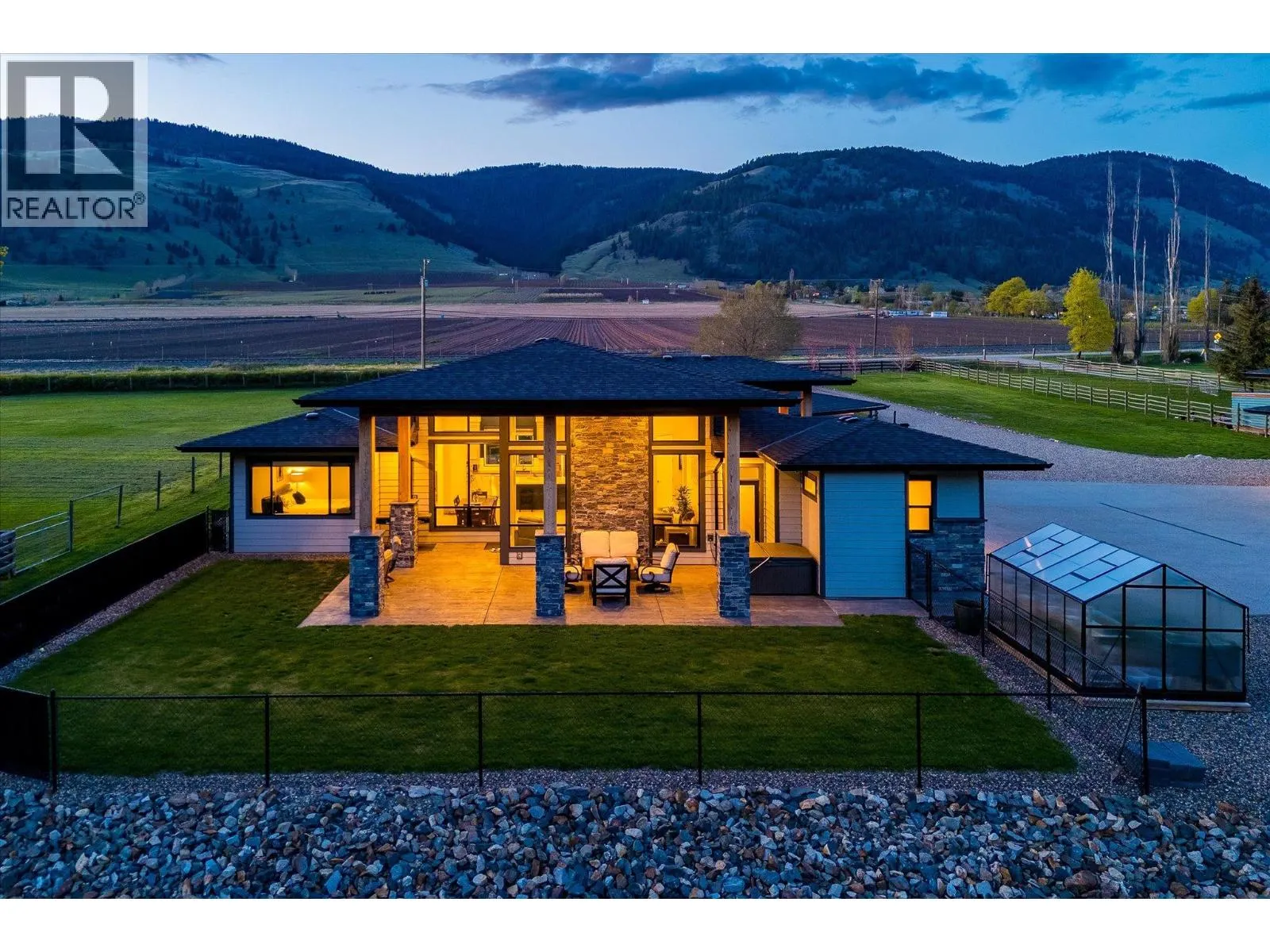 7260 Highway 6