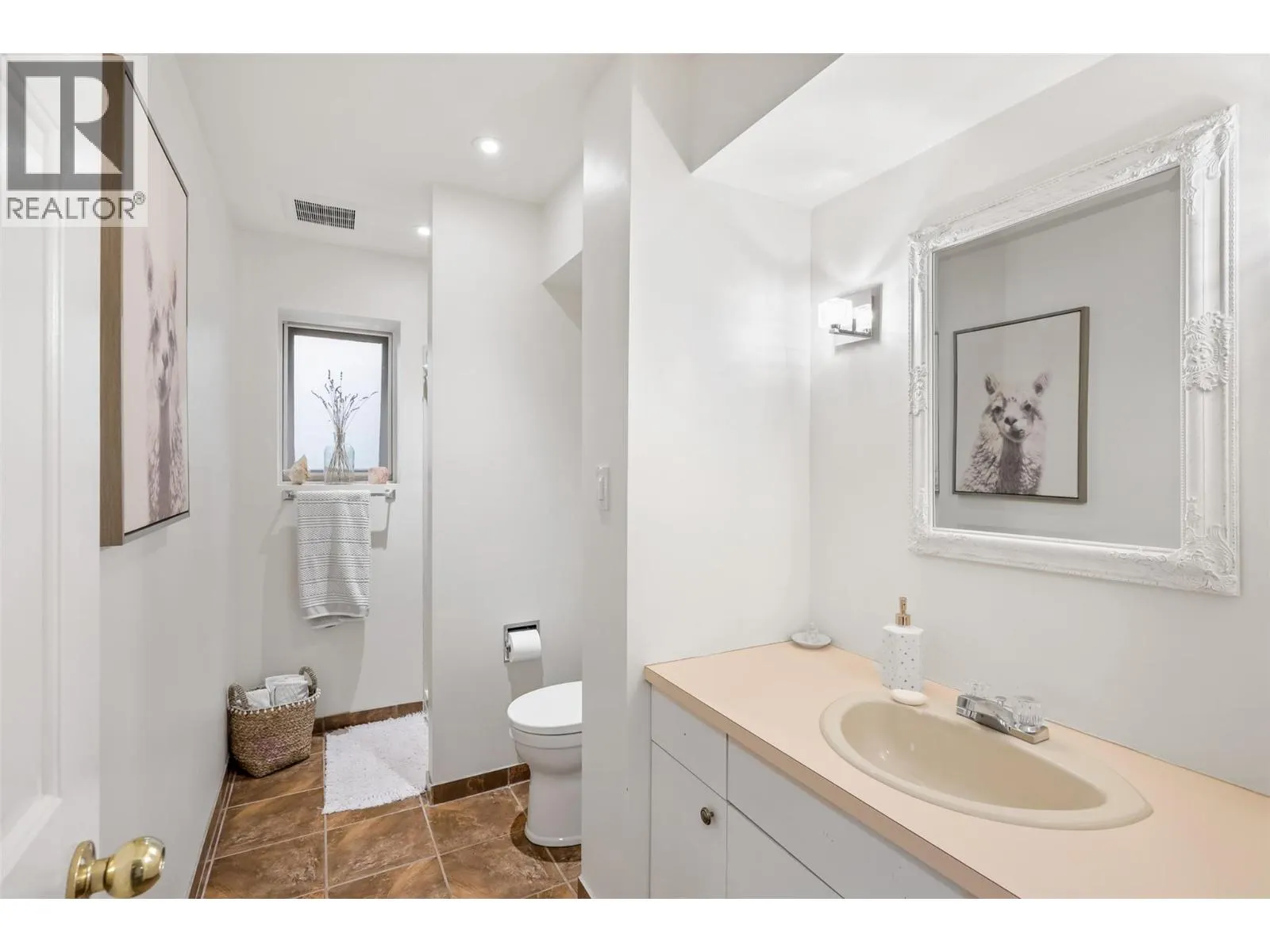 2753 Qu'Appelle Boulevard