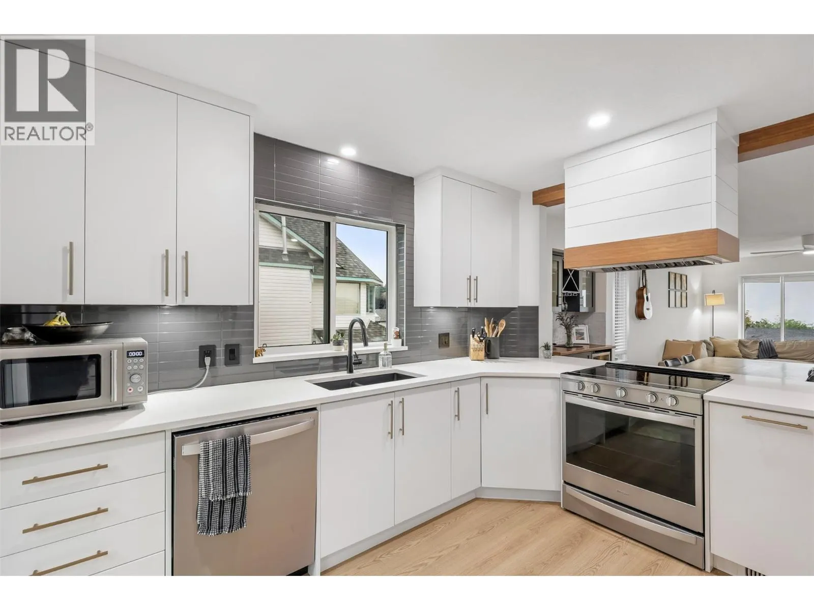 2753 Qu'Appelle Boulevard