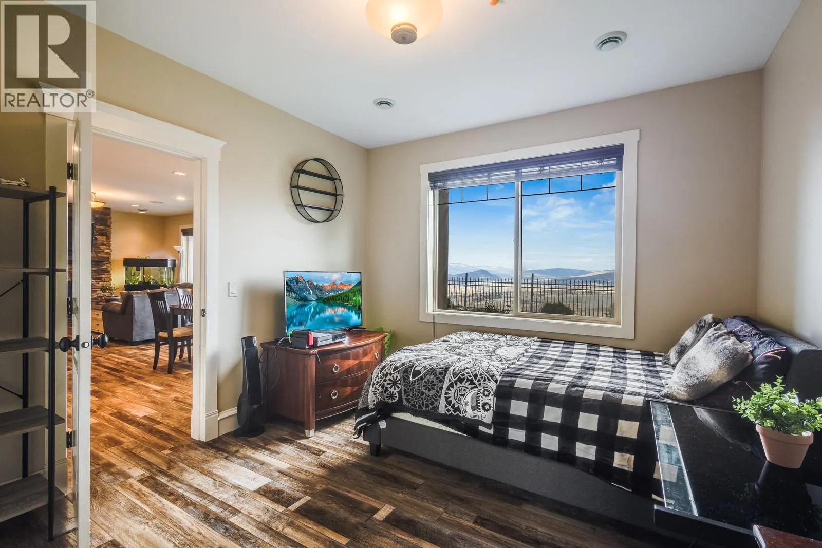 1830 Birkdale Avenue