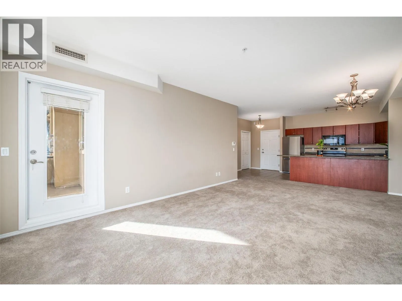 1875 Country Club Drive Unit# 1514