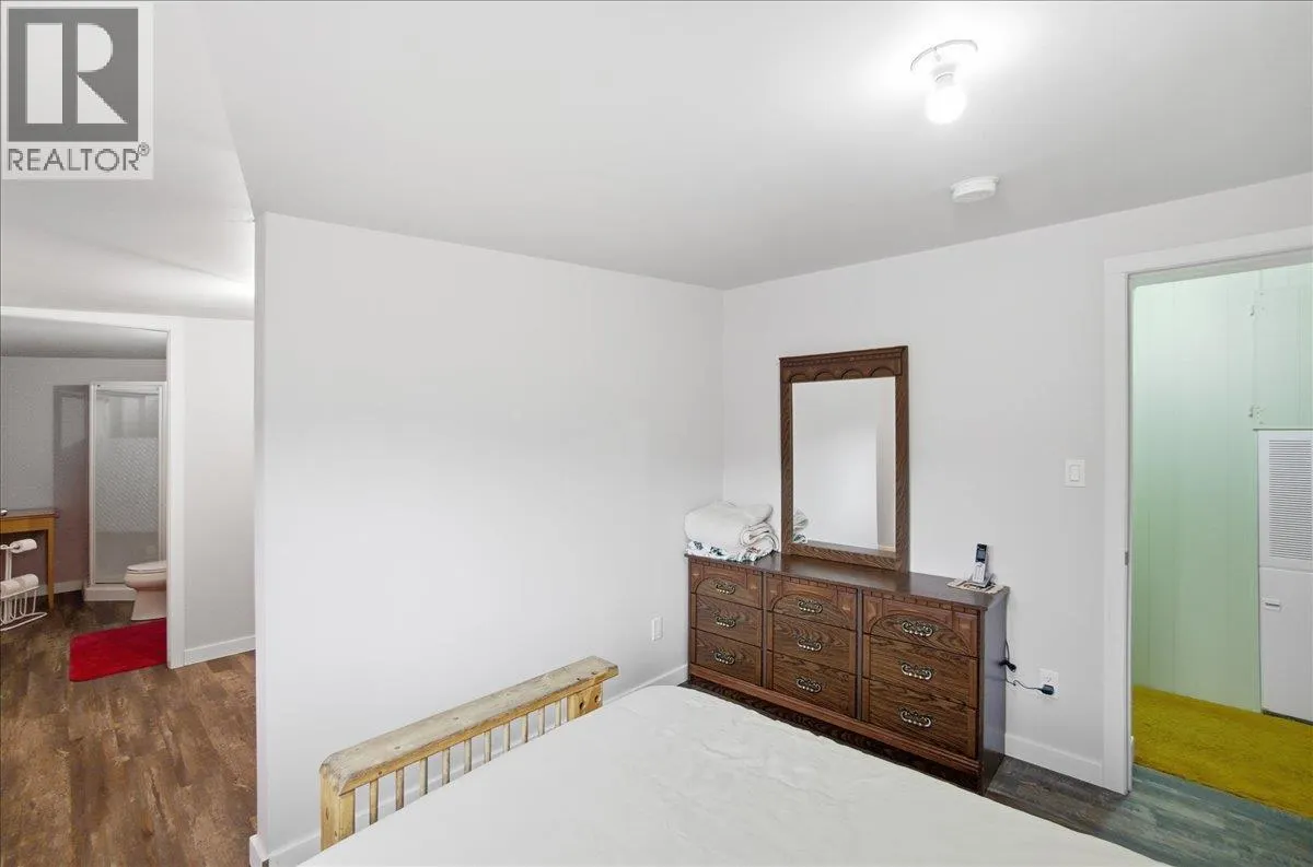 2413 Doukhobour Road