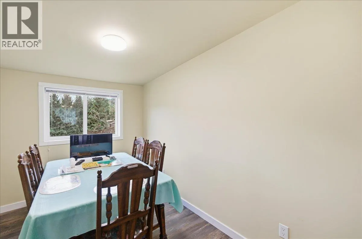 2413 Doukhobour Road