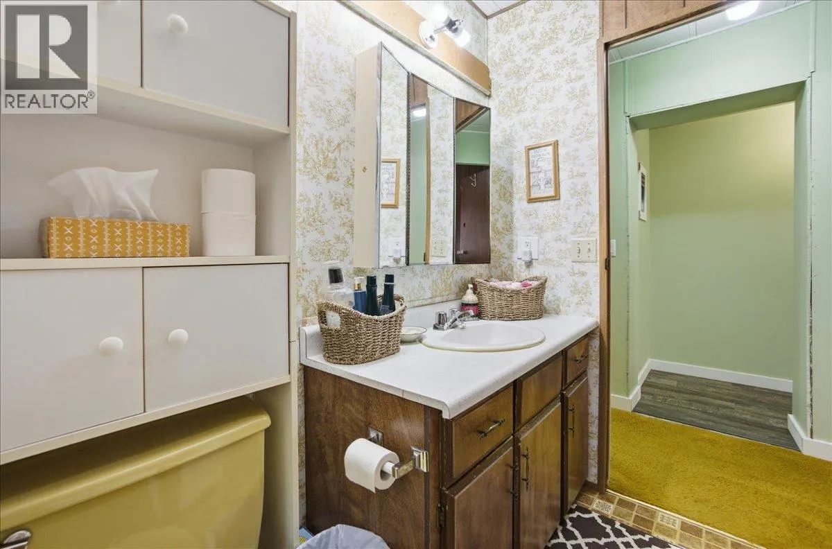 2413 Doukhobour Road