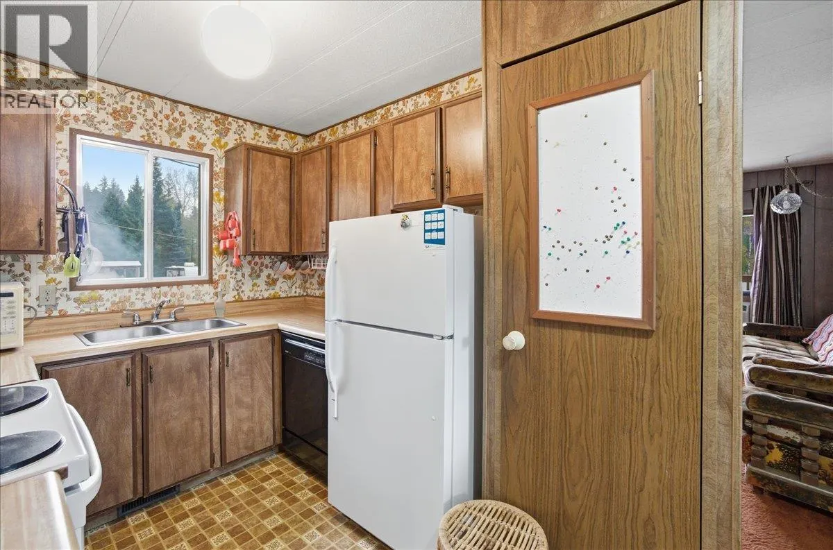 2413 Doukhobour Road