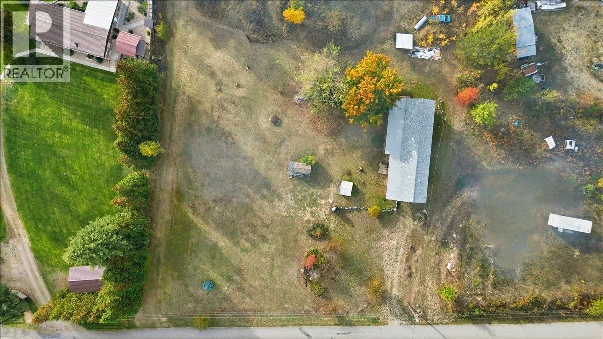 2413 Doukhobour Road