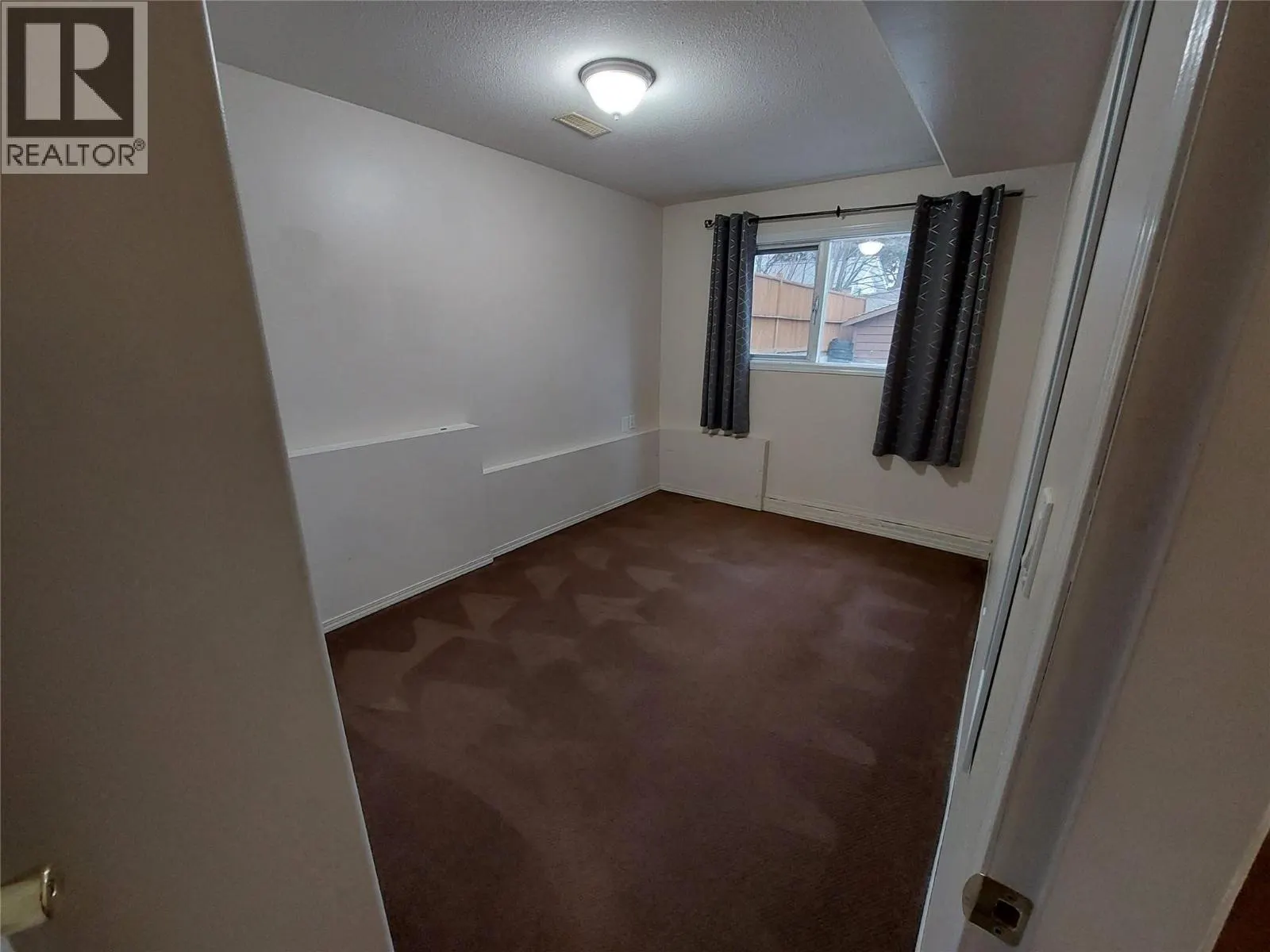 2051 Gladstone Drive