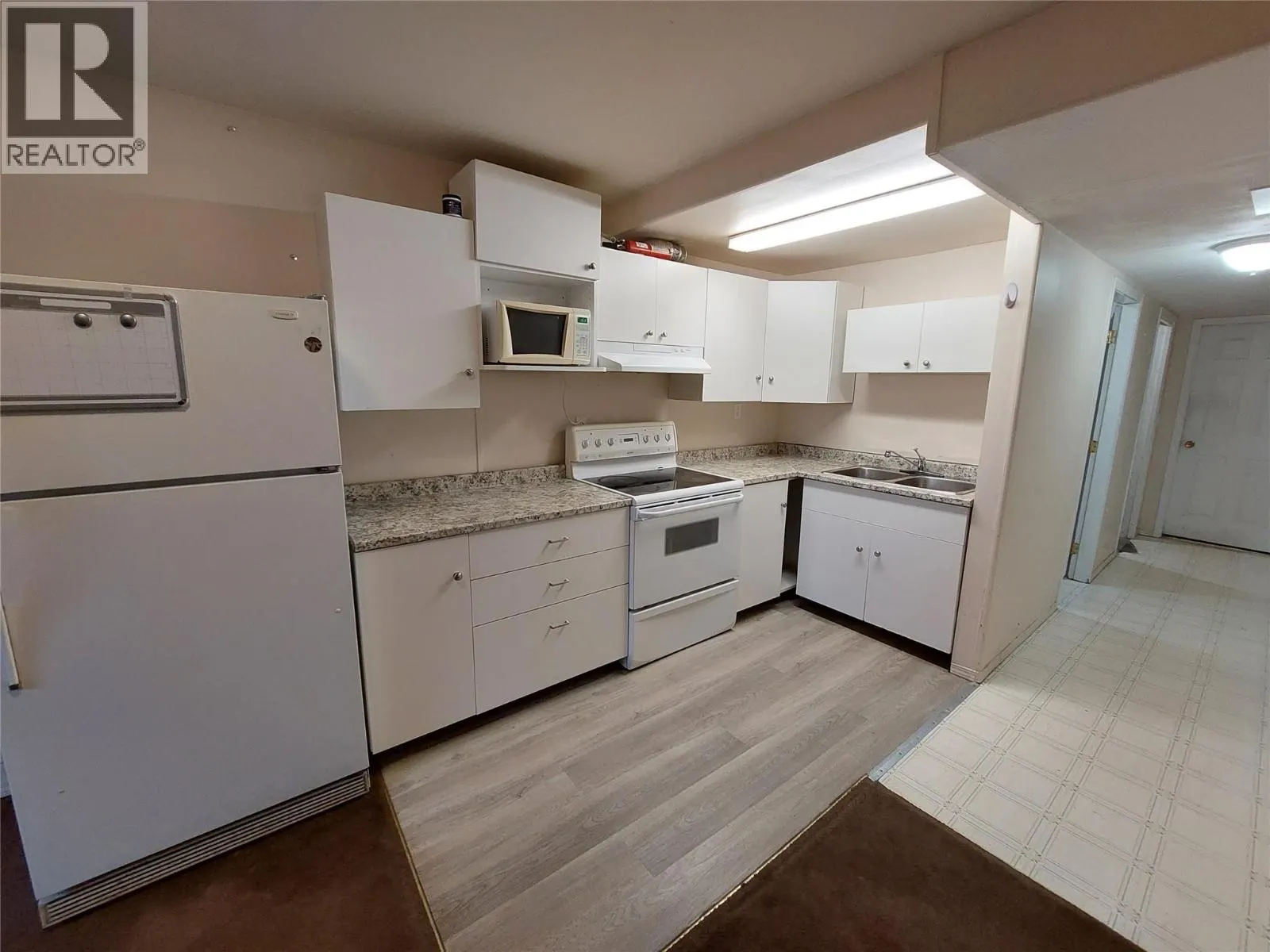 2051 Gladstone Drive