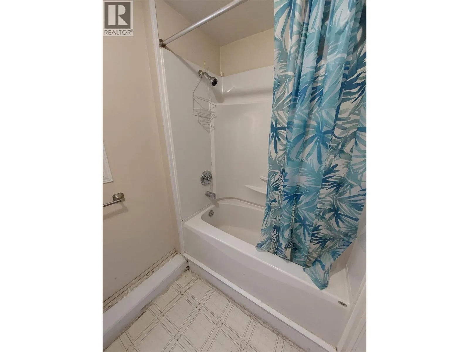 2051 Gladstone Drive