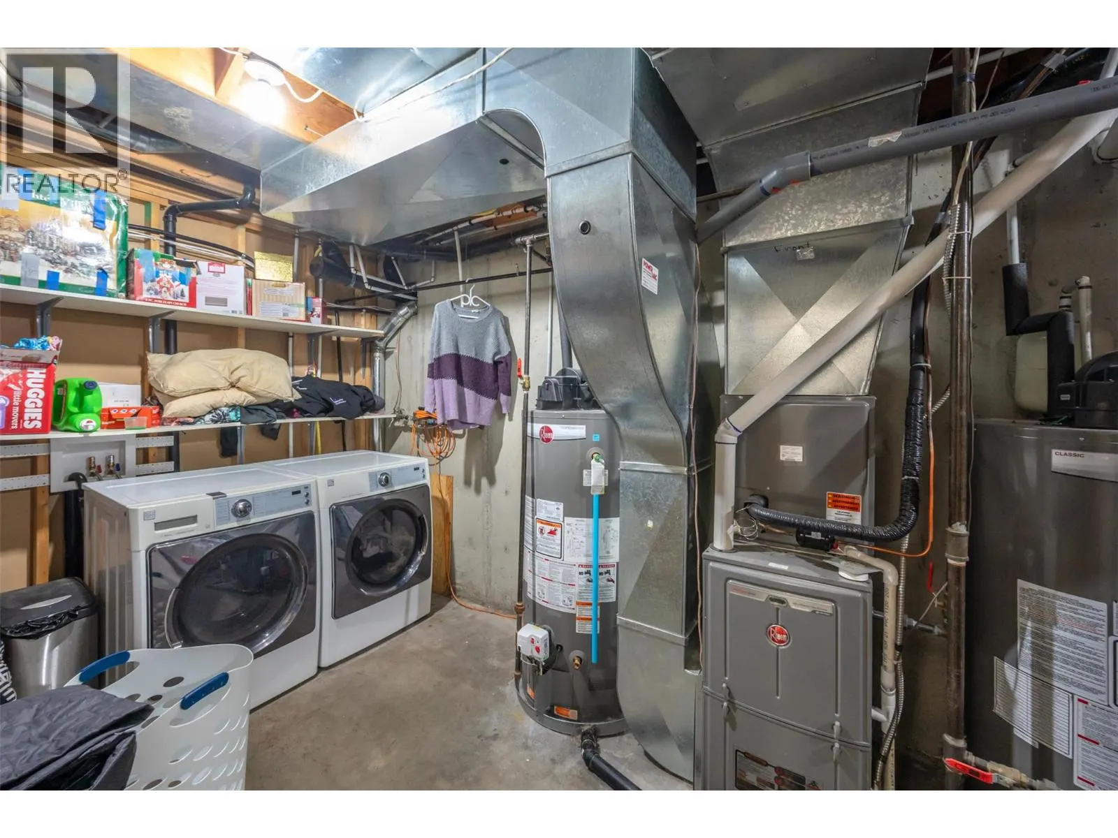 138 EVERGREEN Crescent