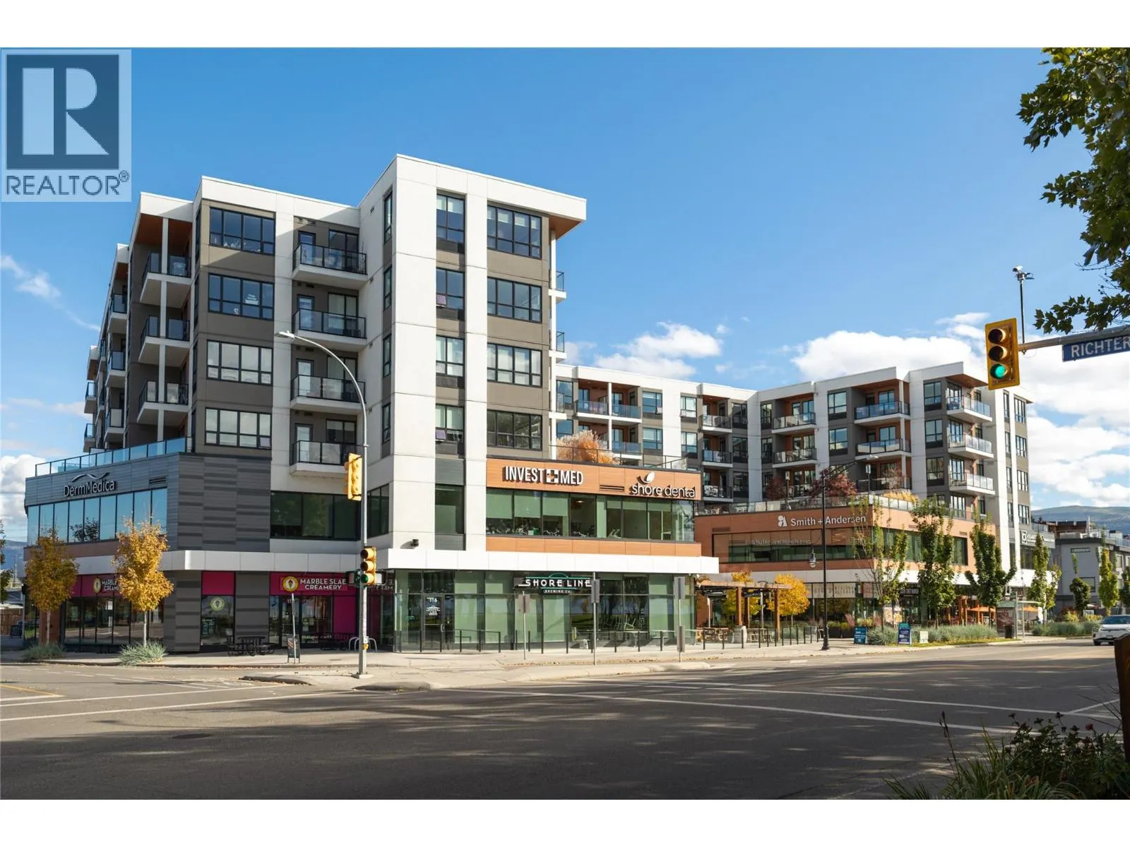 3340 Lakeshore Road Unit# 715