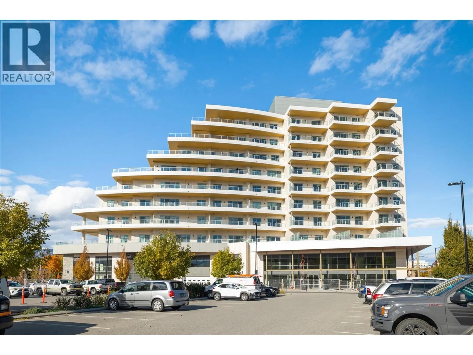 3340 Lakeshore Road Unit# 715