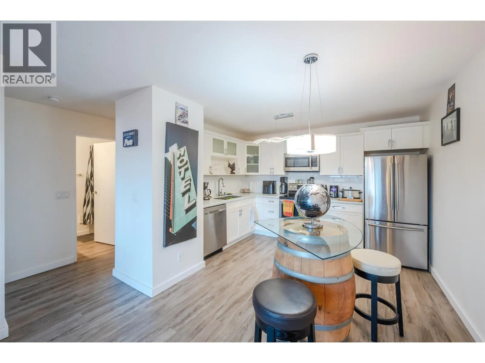 130 Skaha Place Unit# 411