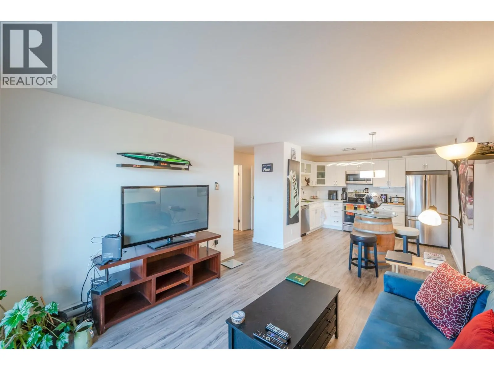 130 Skaha Place Unit# 411