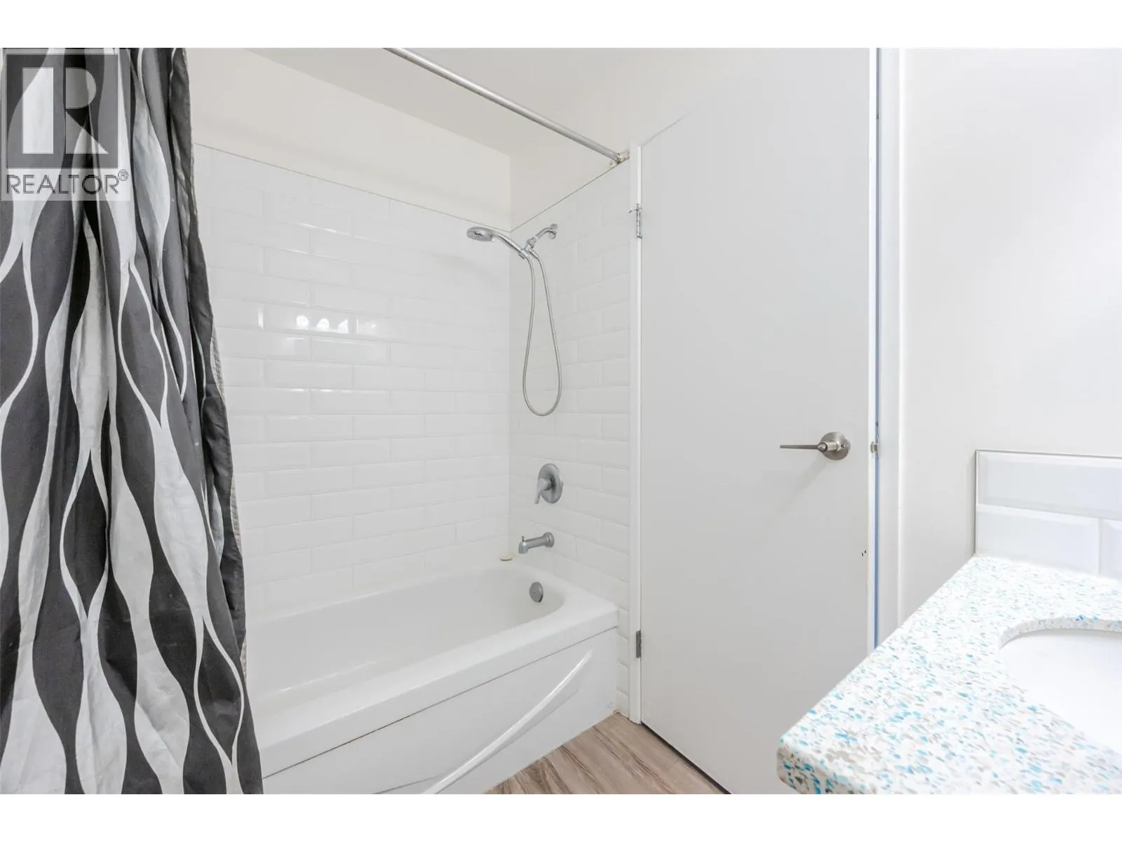 130 Skaha Place Unit# 411