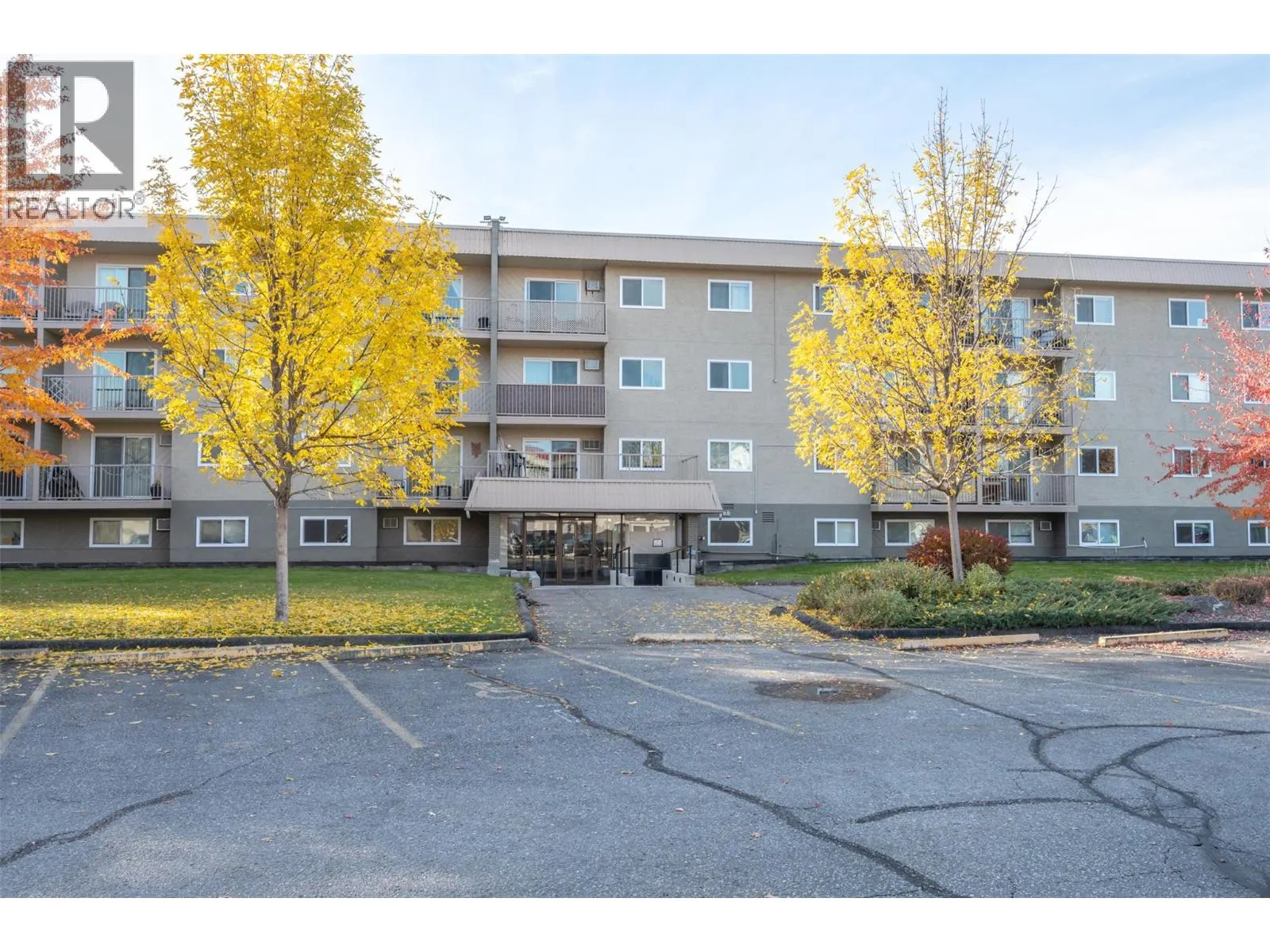 130 Skaha Place Unit# 411