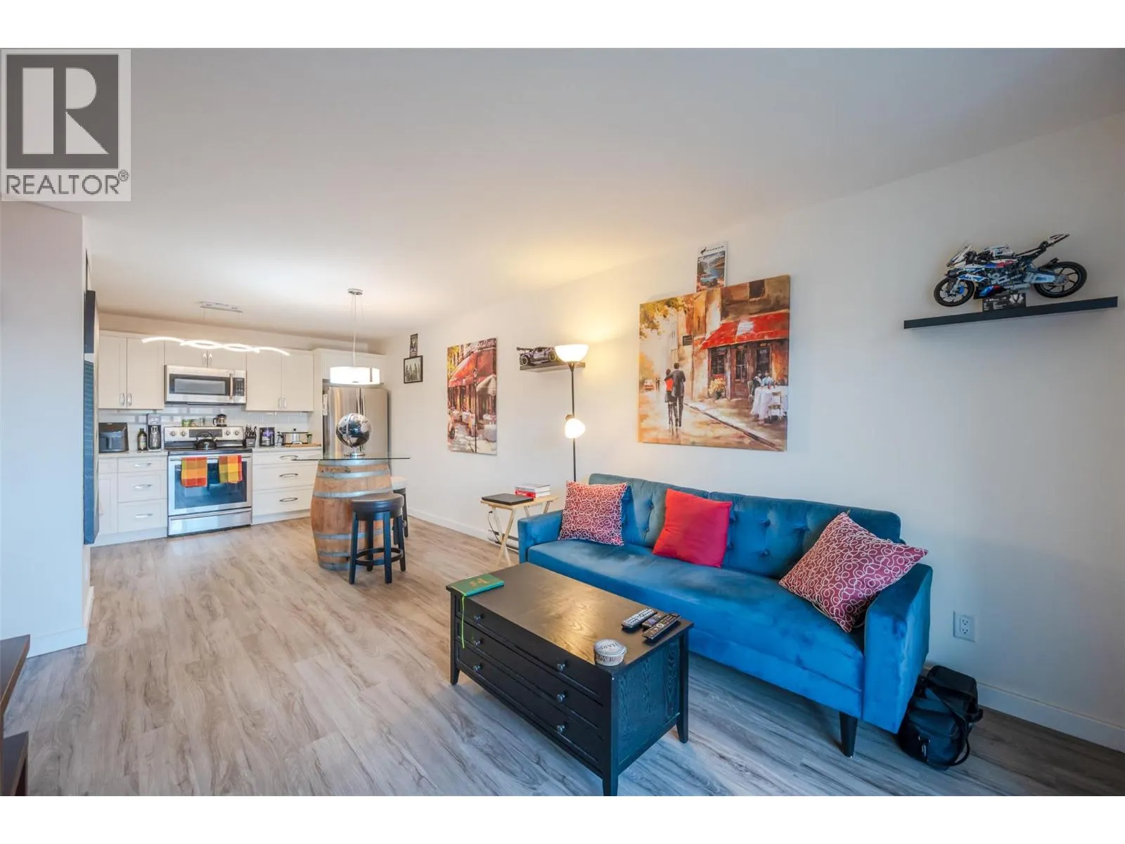 130 Skaha Place Unit# 411