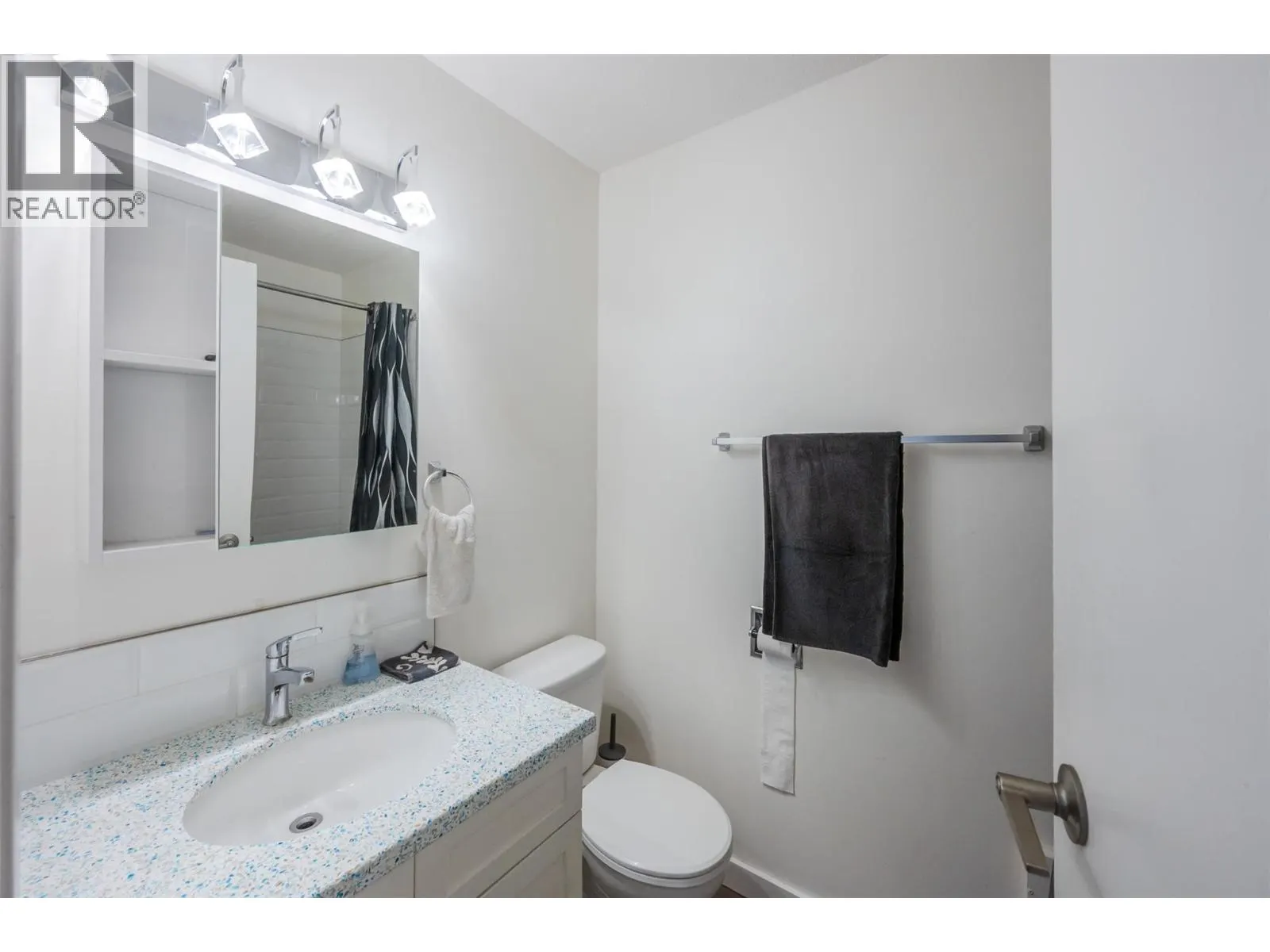 130 Skaha Place Unit# 411