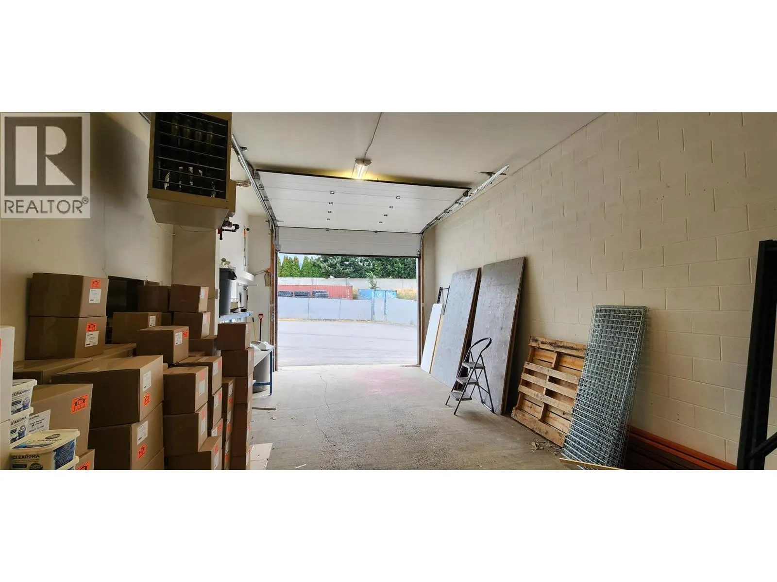 876 Leathead Road Unit# 1