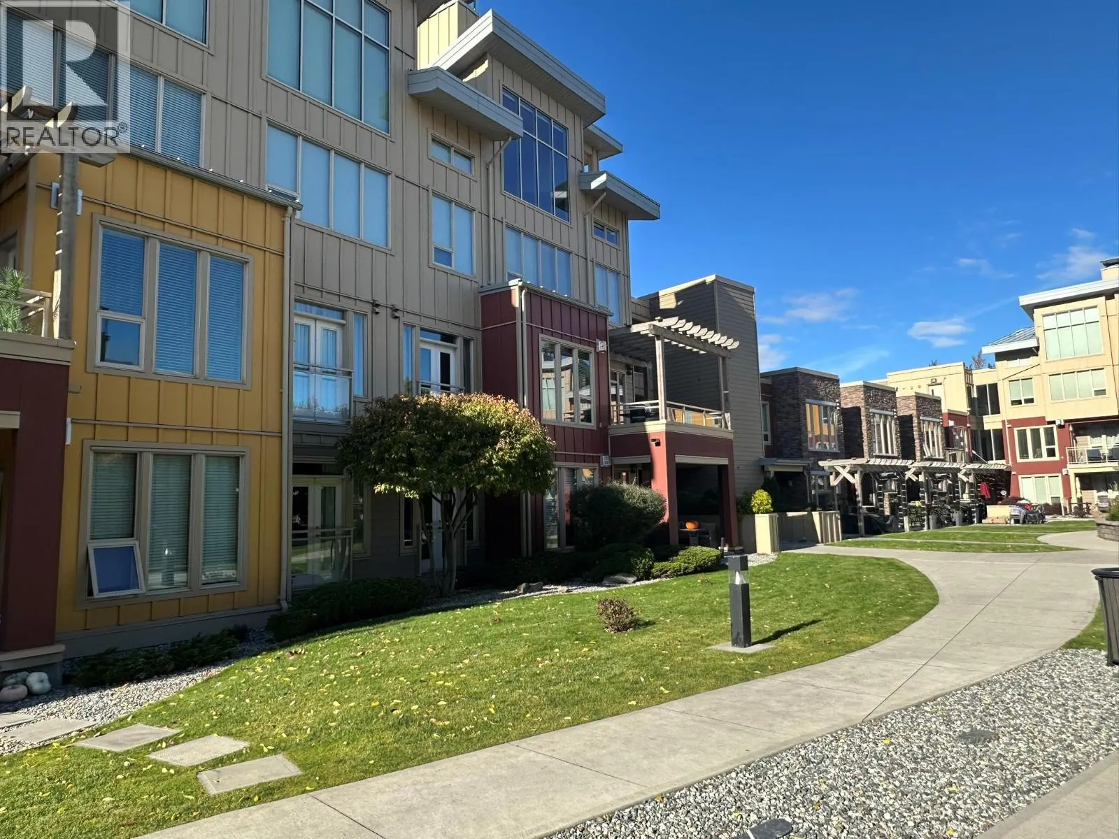 7343 Okanagan Landing Road Unit# 1114