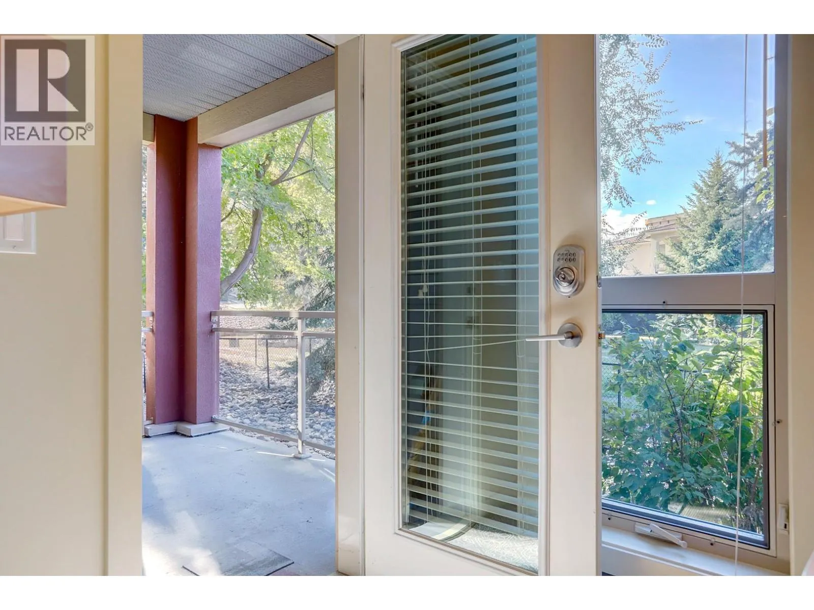 7343 Okanagan Landing Road Unit# 1114