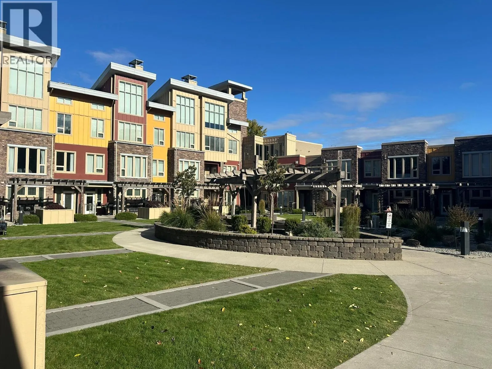 7343 Okanagan Landing Road Unit# 1114