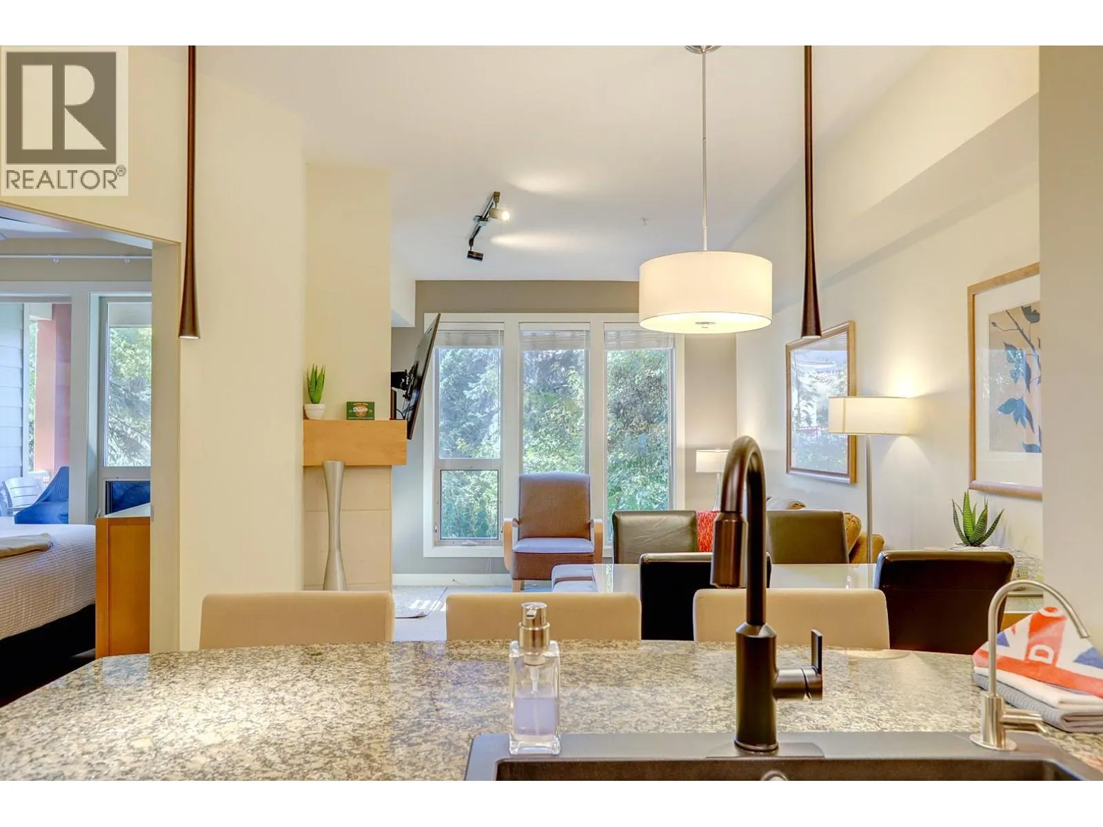 7343 Okanagan Landing Road Unit# 1114