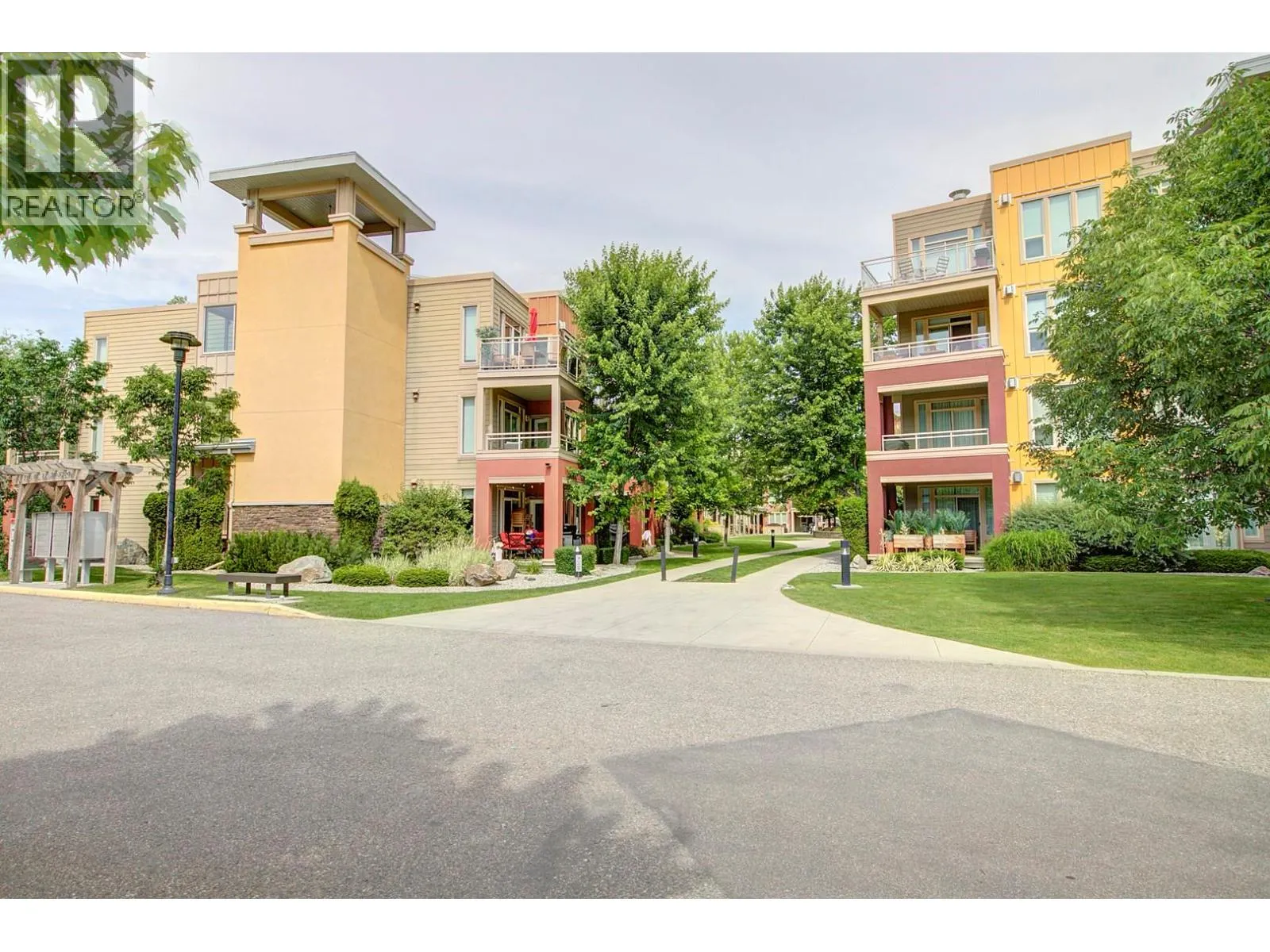 7343 Okanagan Landing Road Unit# 1114