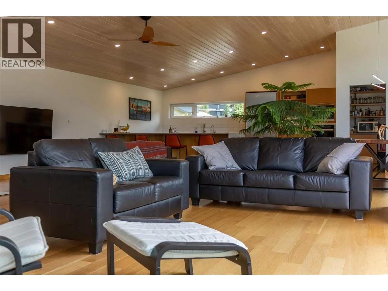 2 Piedmont Drive