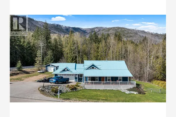 2104 Country Woods Road