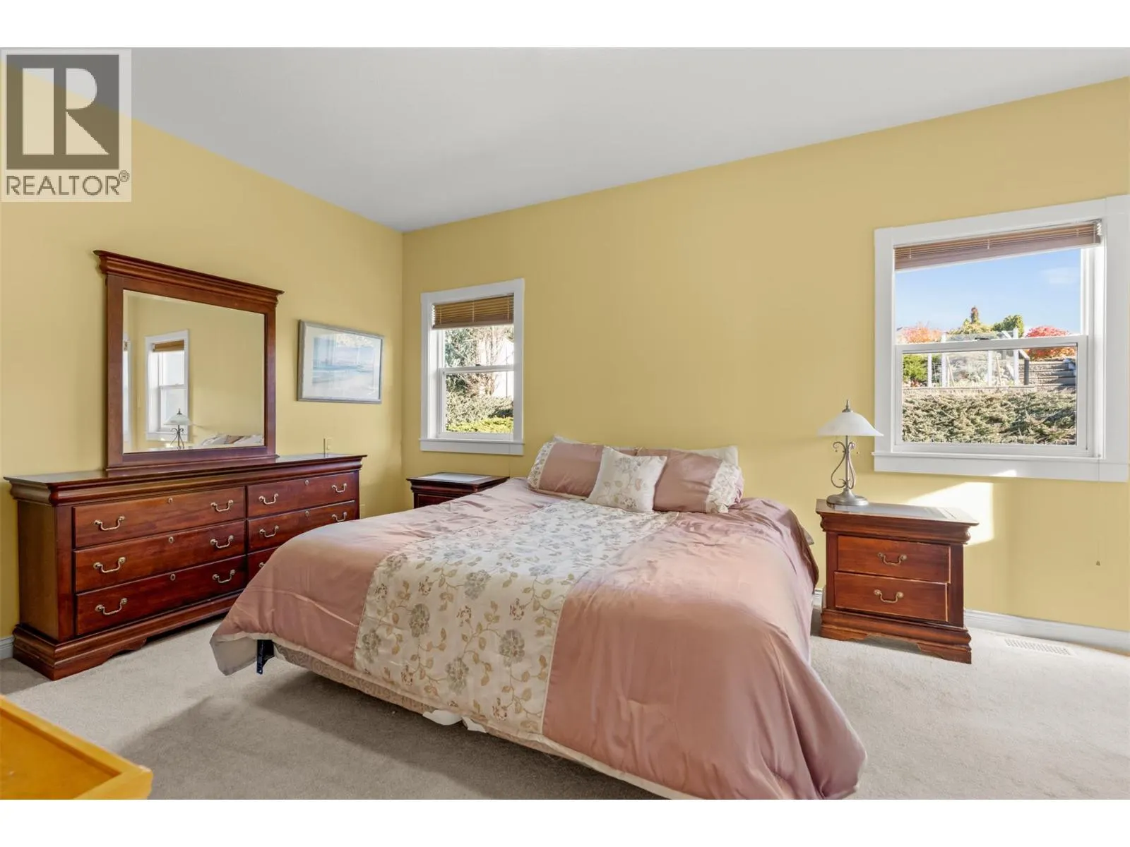 6785 Foothills Drive