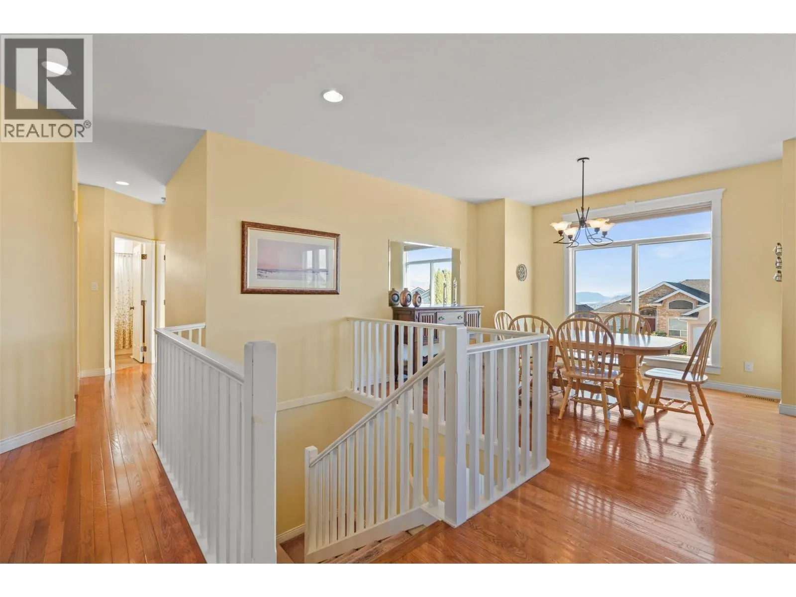 6785 Foothills Drive