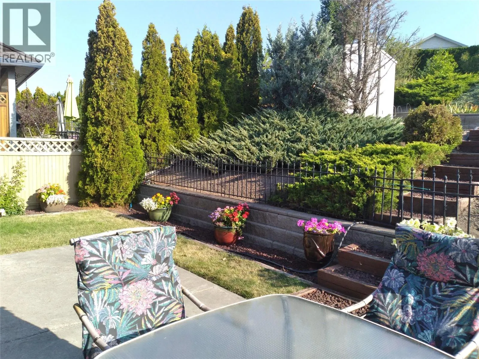 6785 Foothills Drive