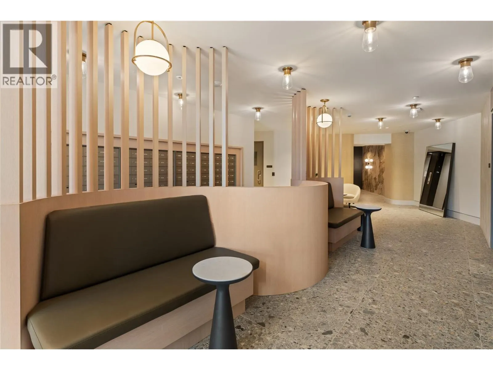 3340 Lakeshore Drive Unit# 414