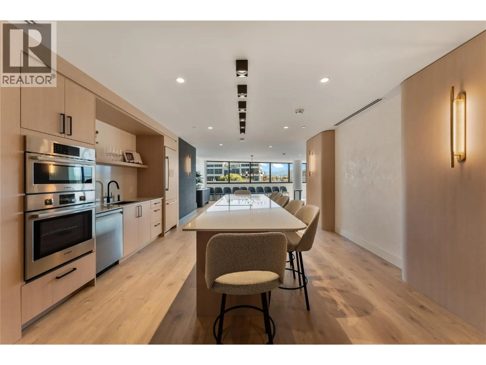 3340 Lakeshore Drive Unit# 414