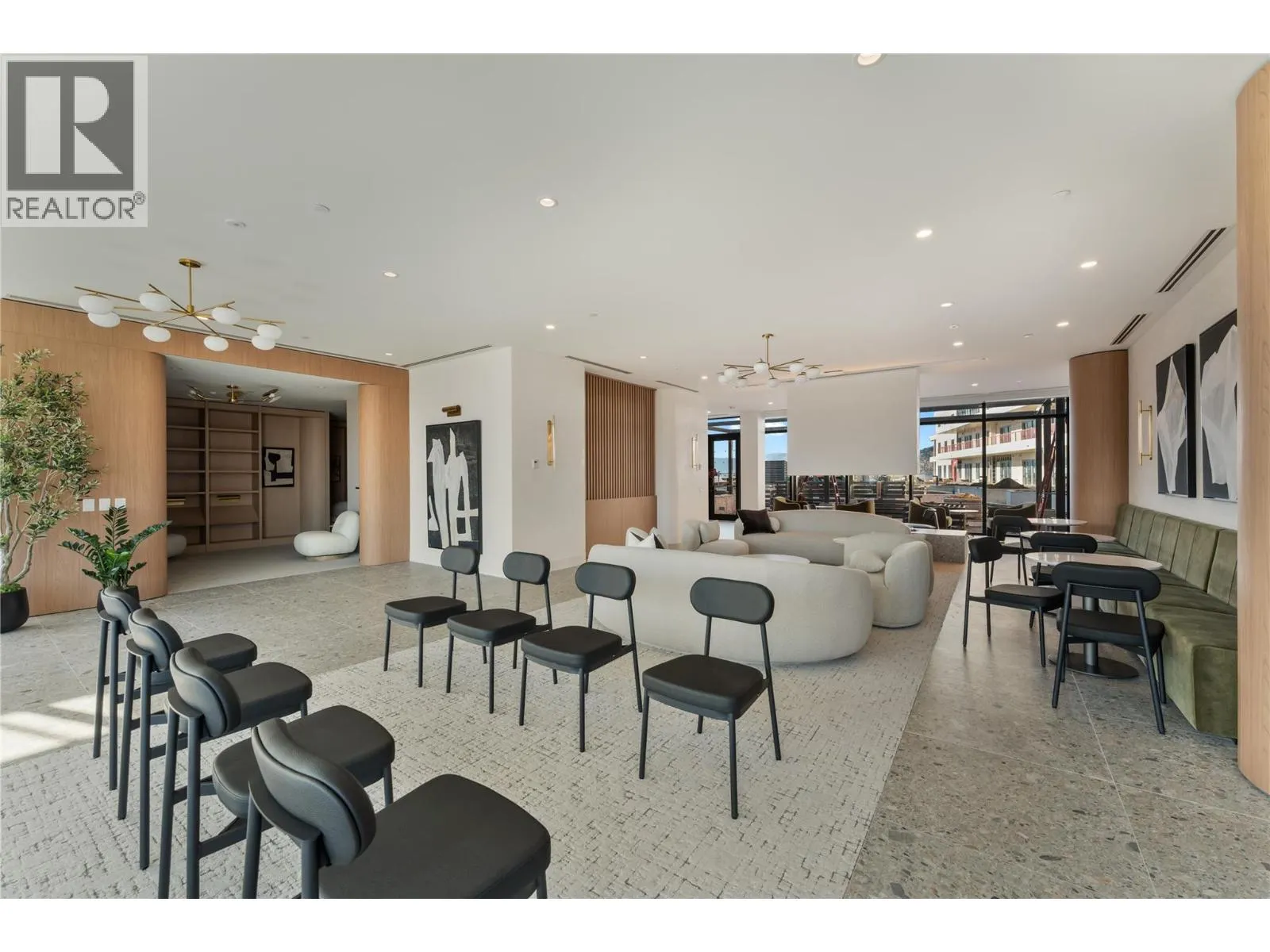 3340 Lakeshore Drive Unit# 414