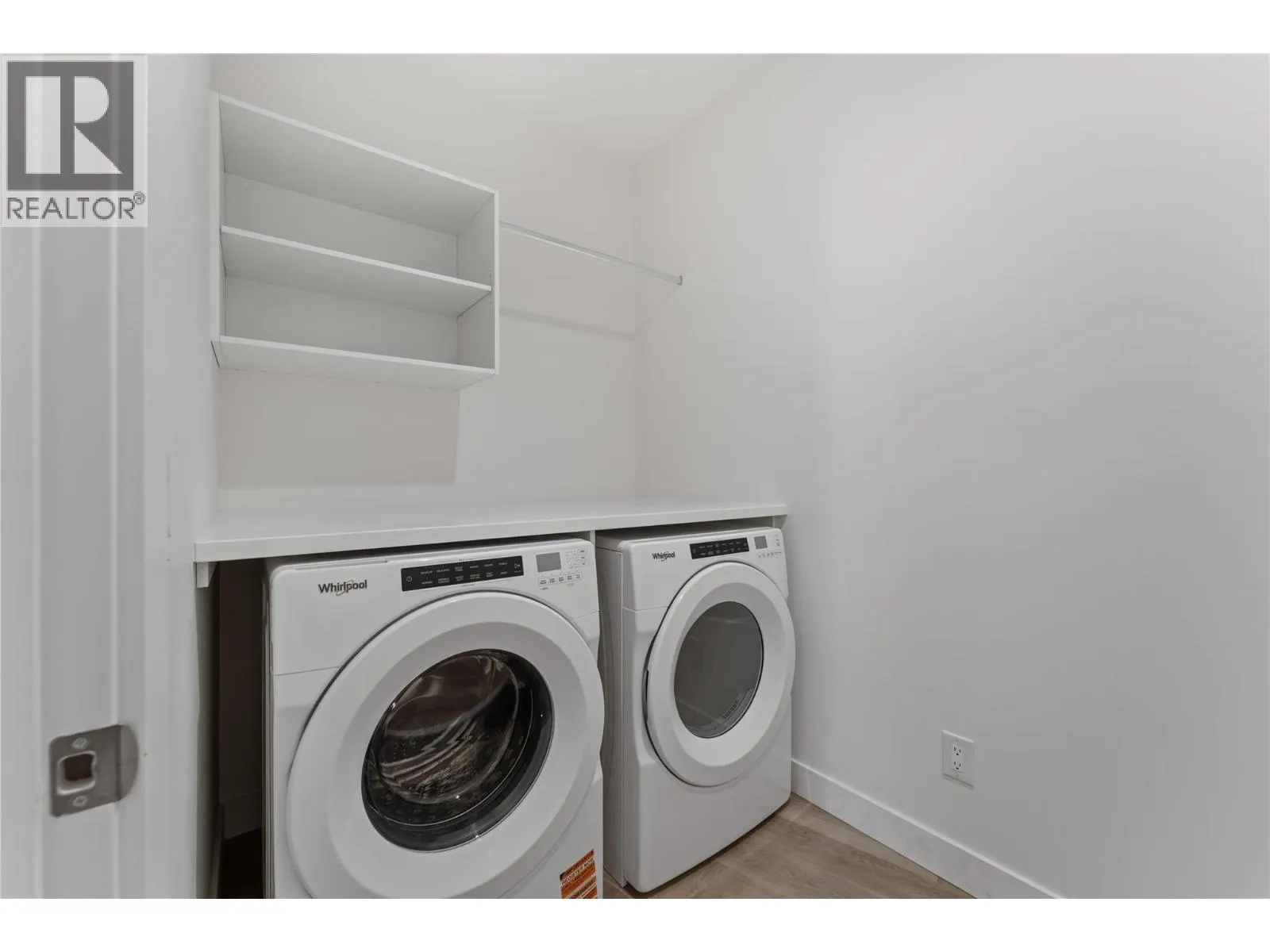 3340 Lakeshore Drive Unit# 414