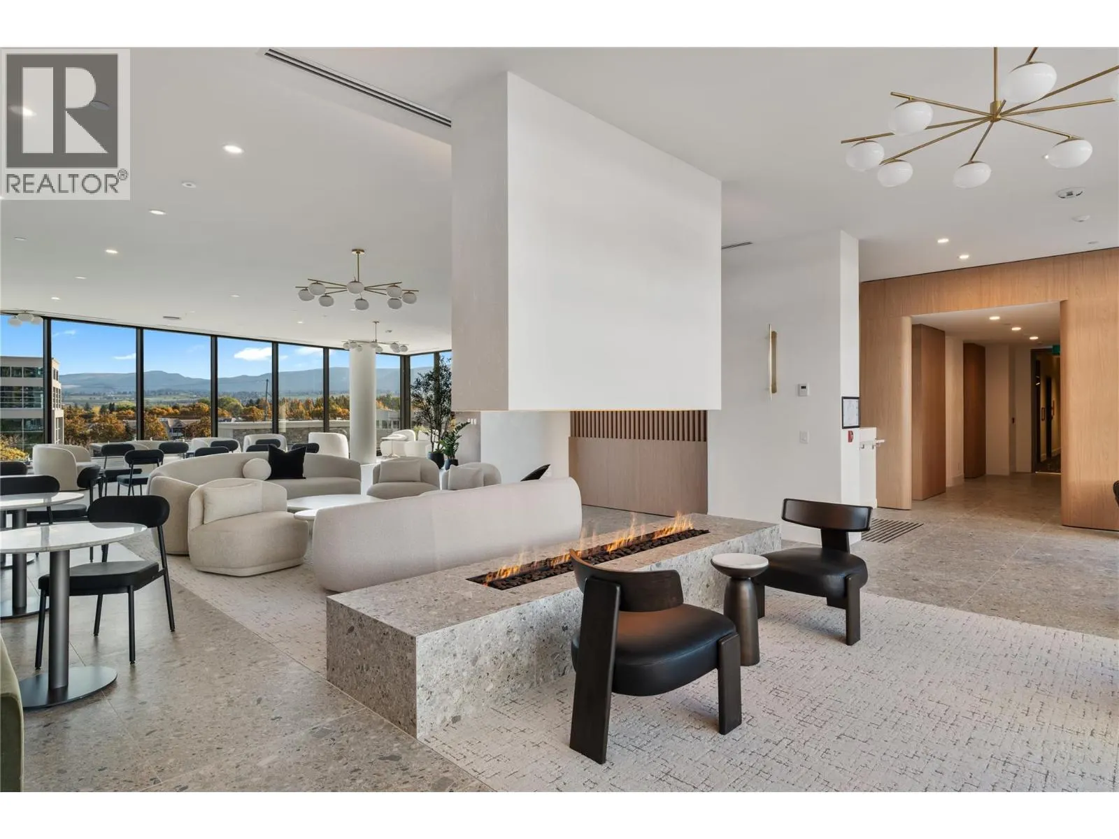 3340 Lakeshore Drive Unit# 414