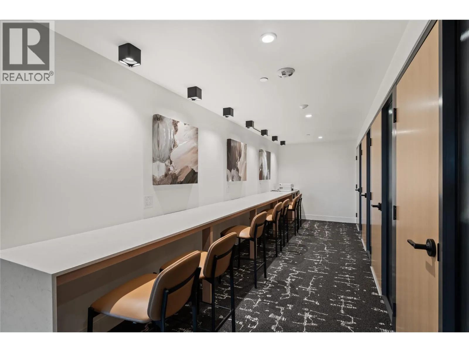 3340 Lakeshore Drive Unit# 414