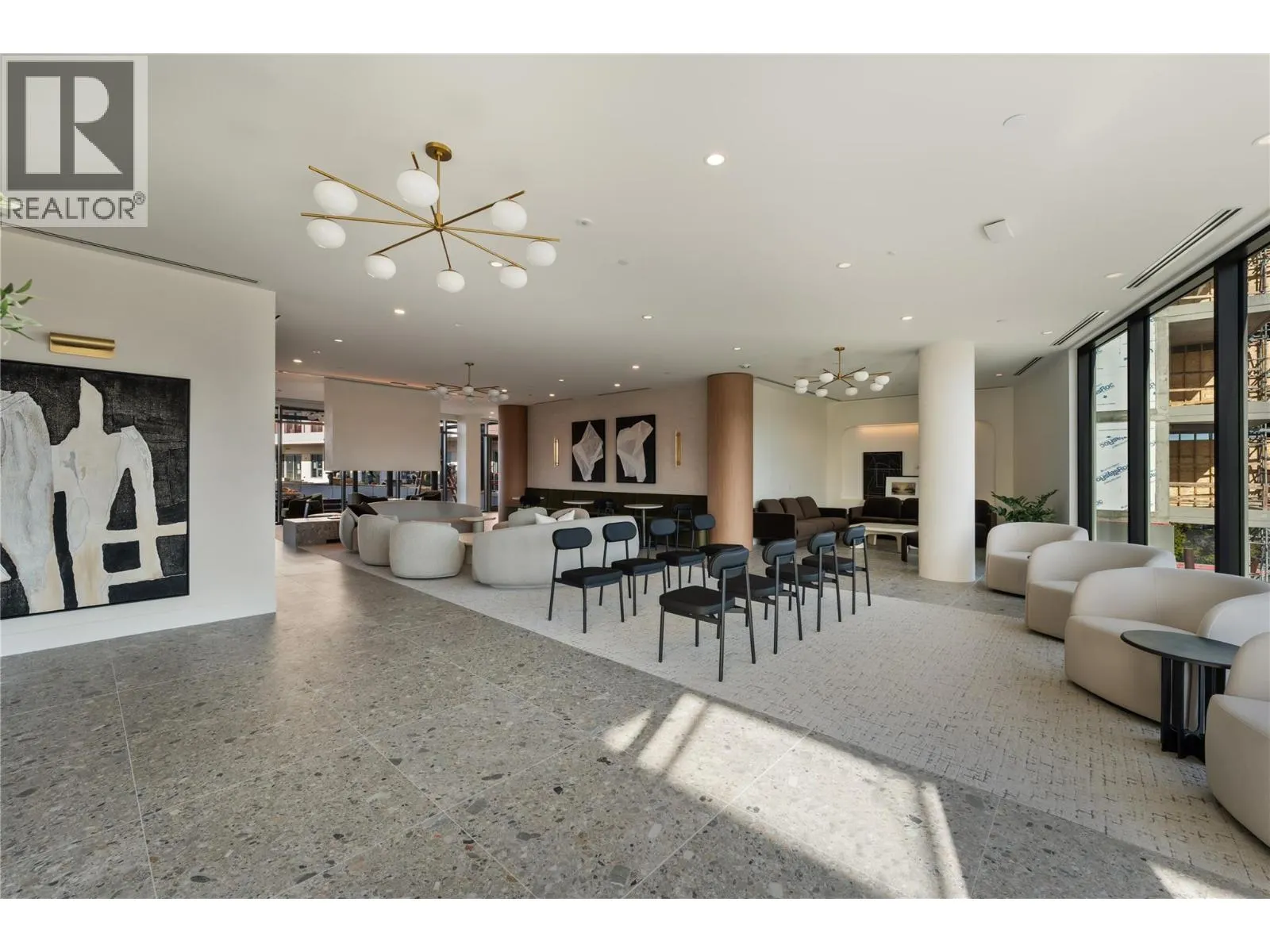 3340 Lakeshore Drive Unit# 414