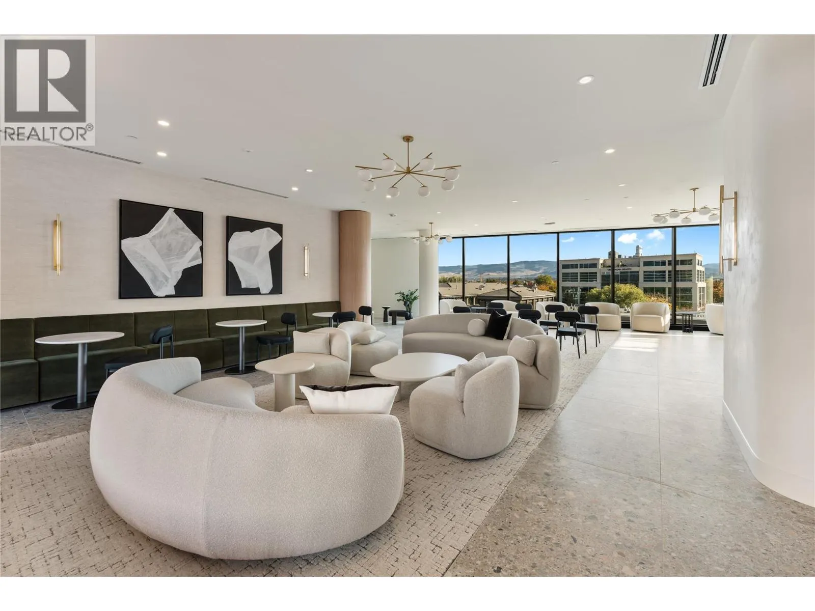 3340 Lakeshore Drive Unit# 414