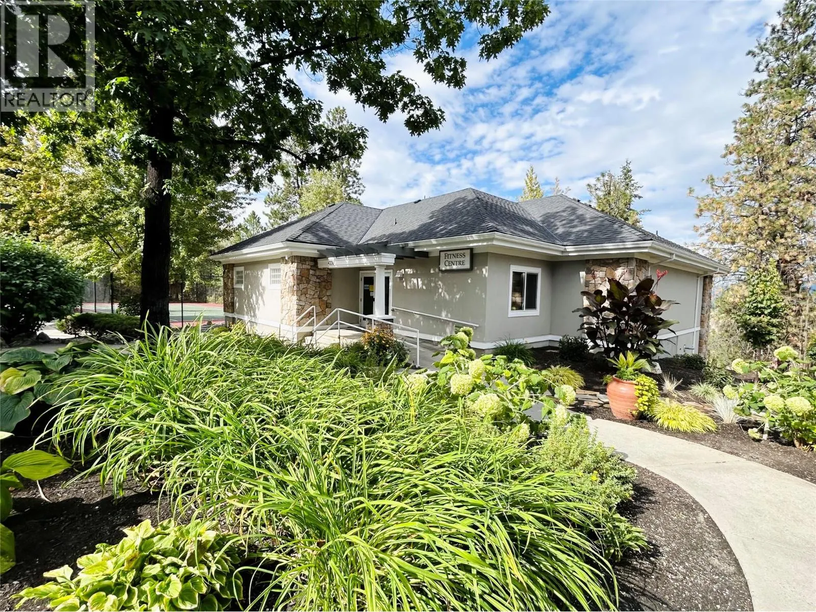 4222 Gallaghers Crescent