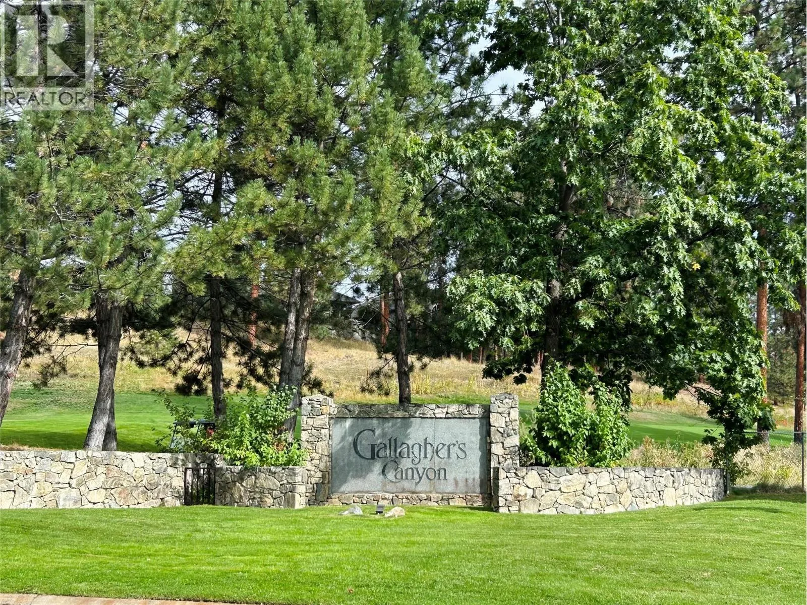 4222 Gallaghers Crescent