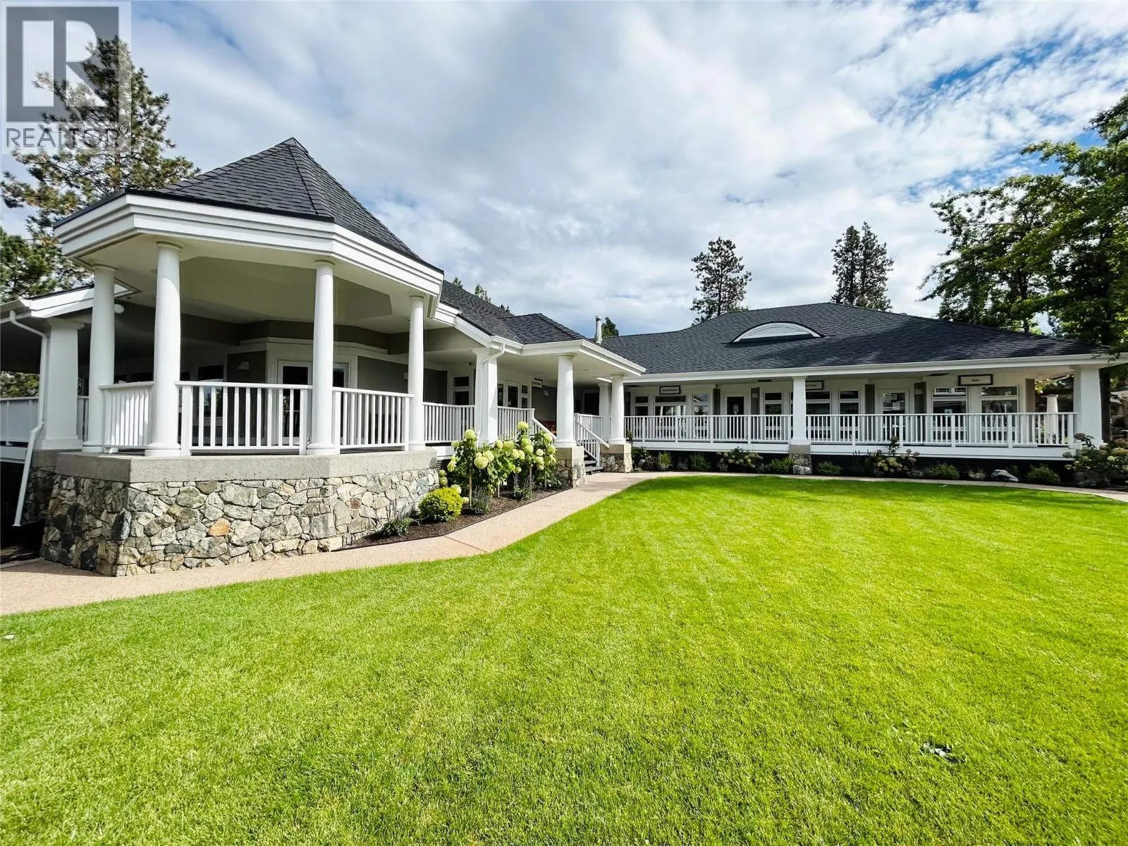 4222 Gallaghers Crescent