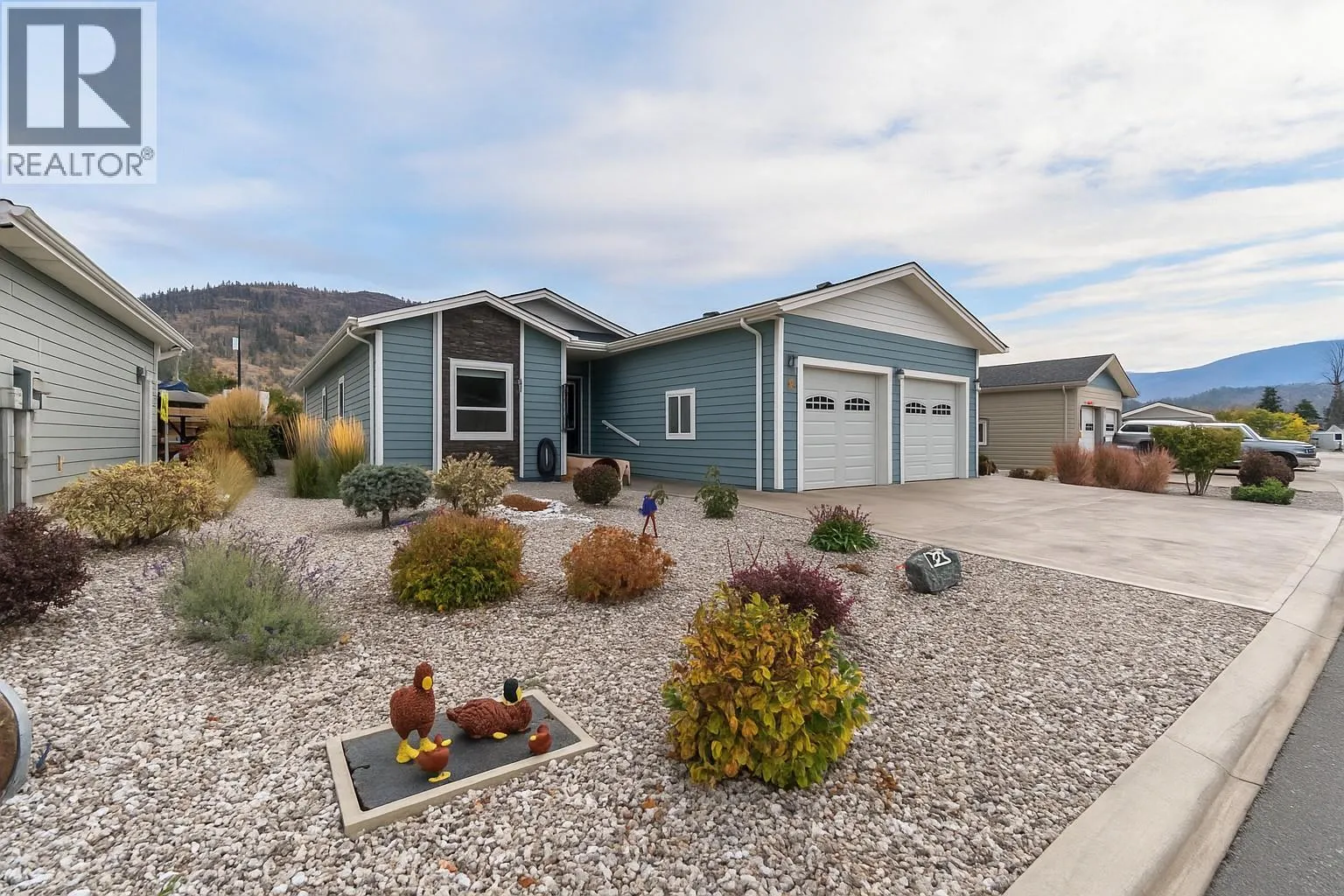 8300 Gallagher Lake Frontage Road Unit# 125