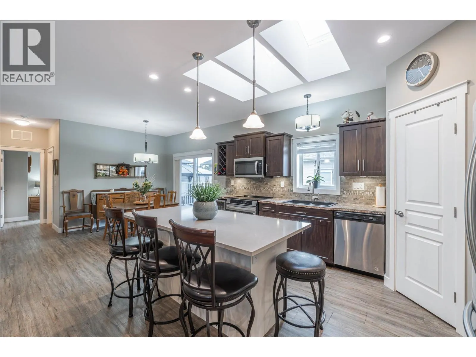 8300 Gallagher Lake Frontage Road Unit# 125