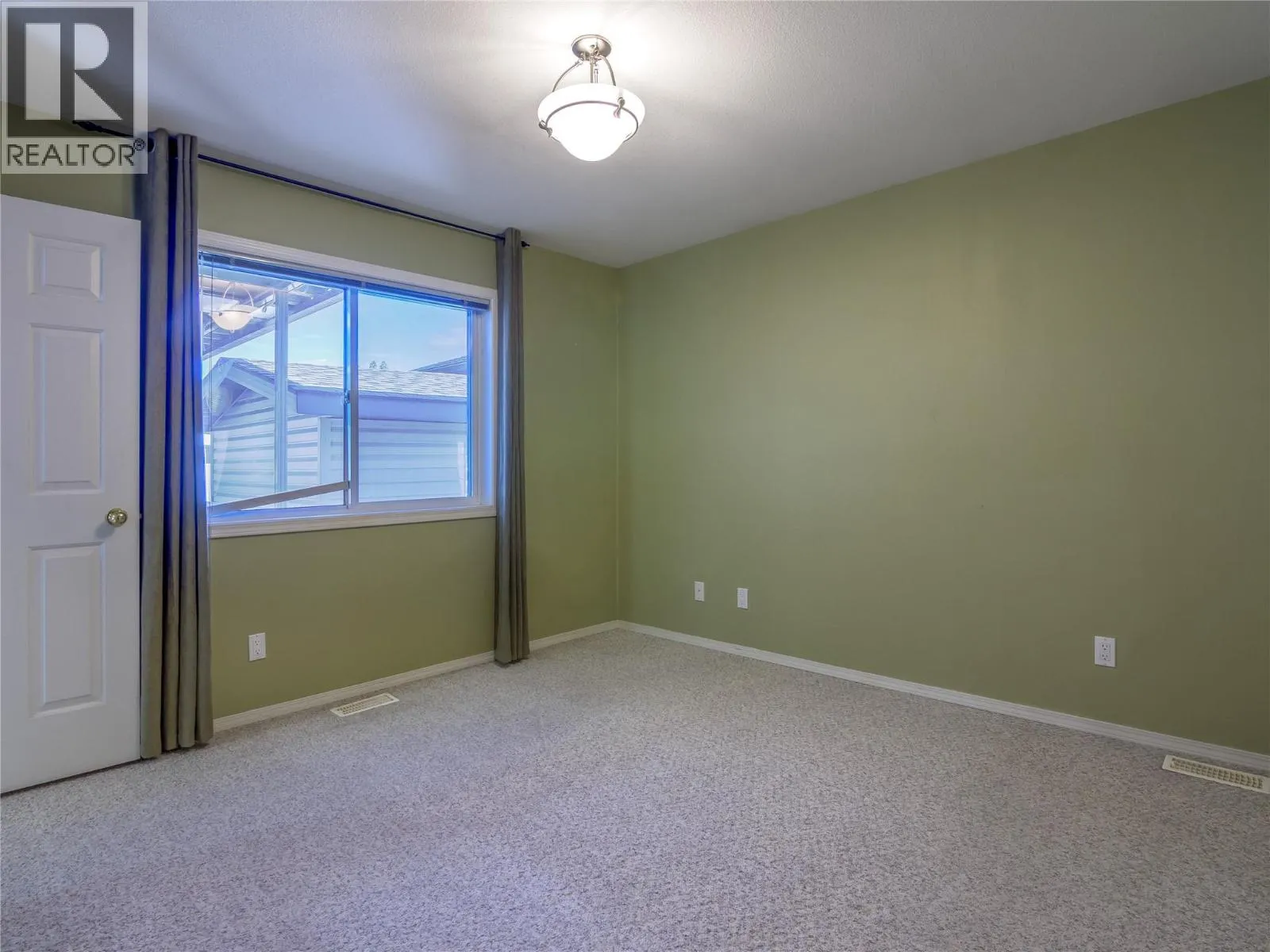 670 McCurdy Road Unit# 4