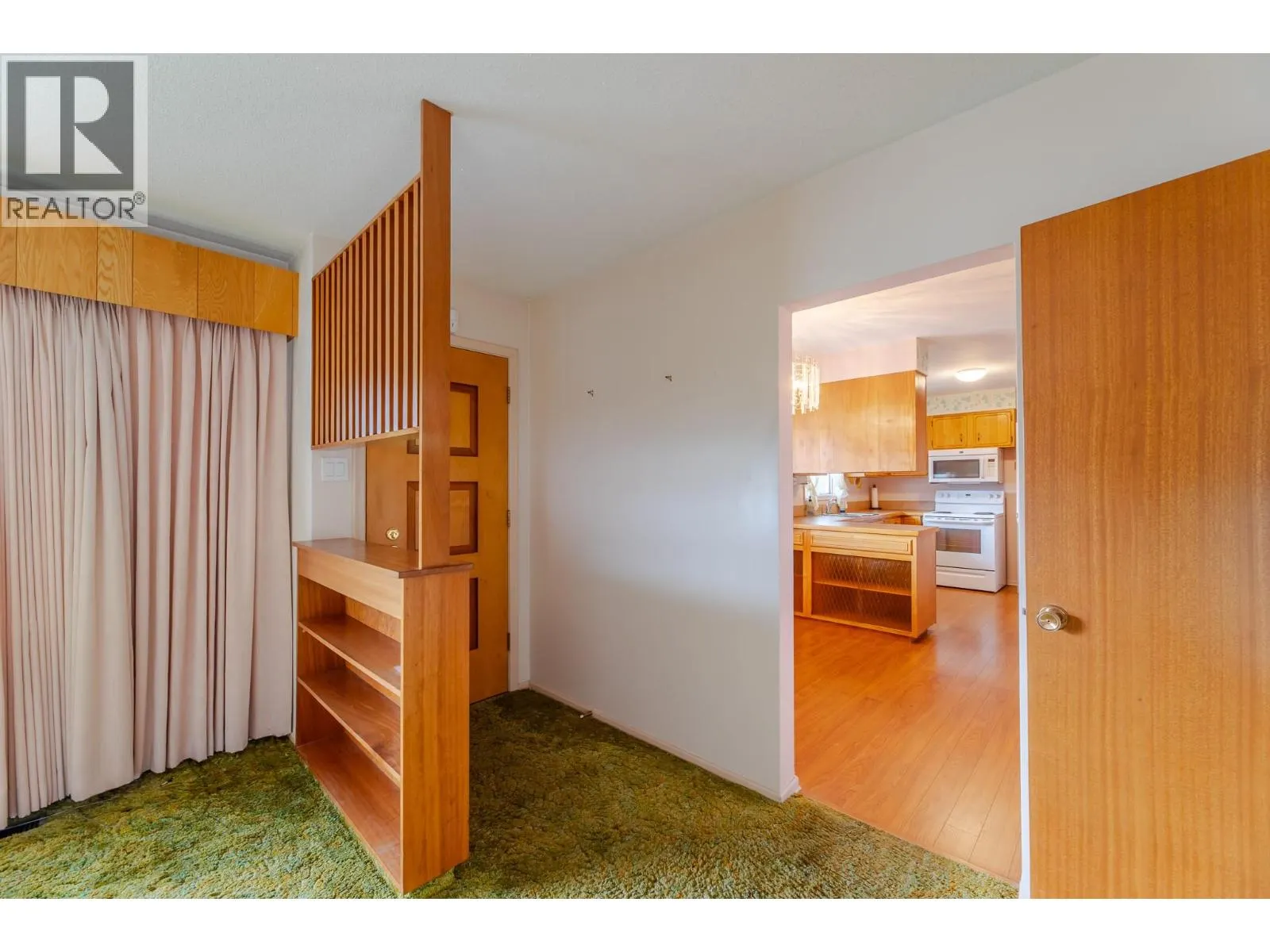 793 MacCleave Avenue